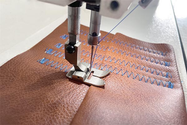 couture-materiaux-epais-machine-a-coudre-industrielle-zigzag-jack-1530d Couture des matériaux épais avec la machine à coudre Jack 1530